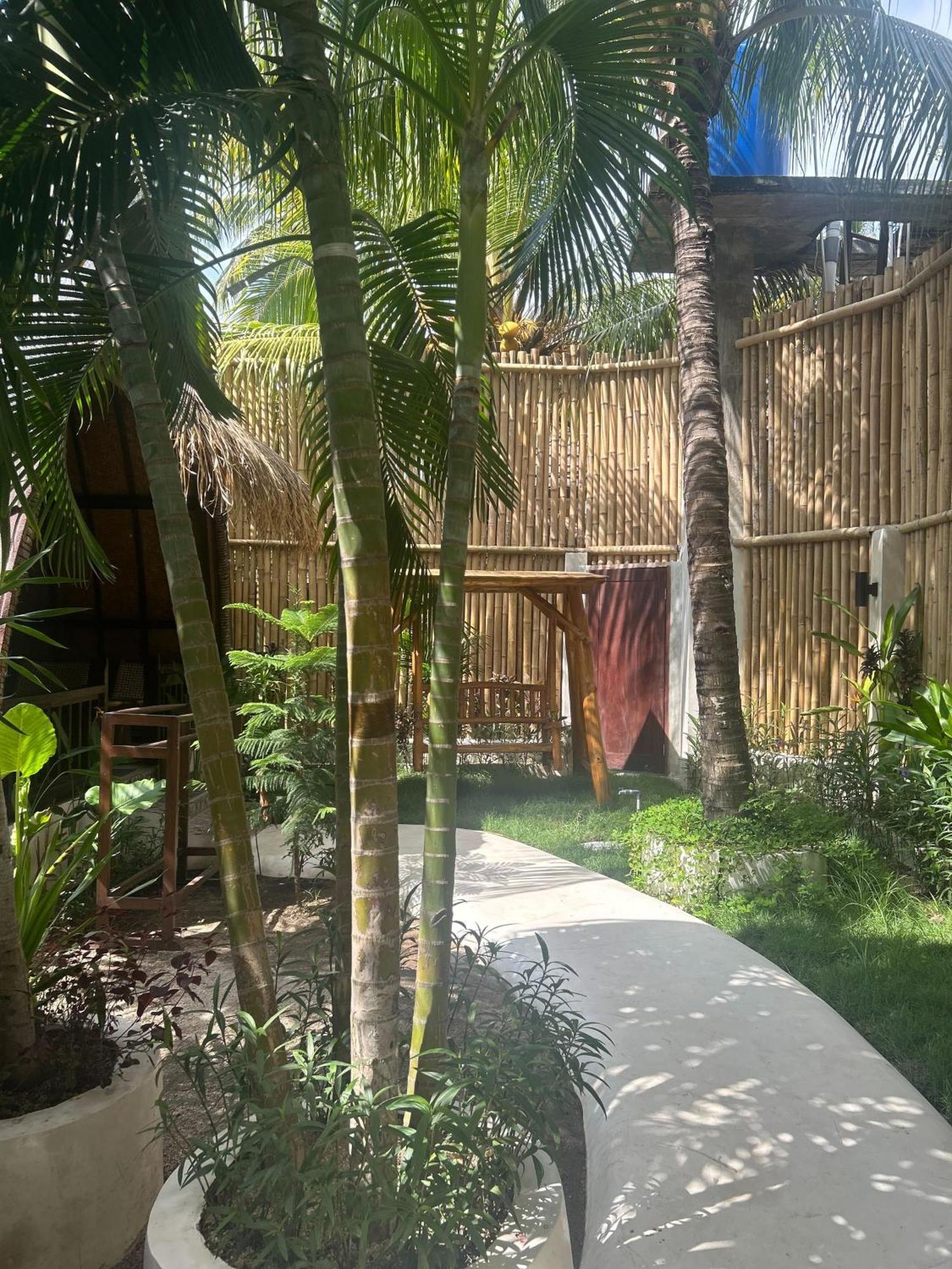 Tricky Trees Sunset Bungalows Gili Air Exteriér fotografie